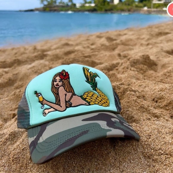 WET DREAMZ HAWAII // Ltd Ed Pina colada mermaid trucker hat in aqua camo